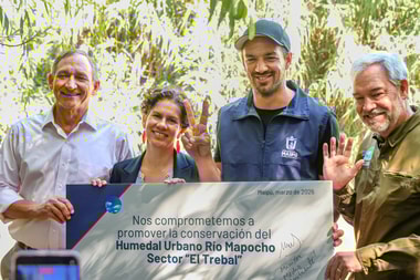 Municipalidad de Maipú, Copec y Fundación Kennedy firman compromiso para conservar el Humedal Urbano Río Mapocho