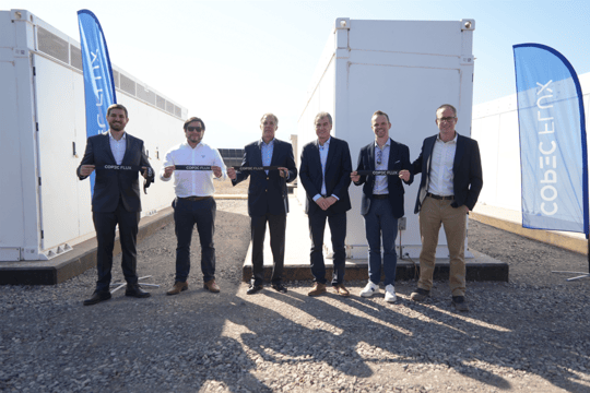 Cover Imagen Noticia: Copec Flux inaugura la primera planta solar con baterías Tesla en Chile 