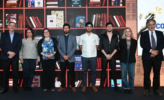 Cover Imagen Noticia: Concurso de Viva Leer Copec premia a los nuevos talentos de la literatura chilena