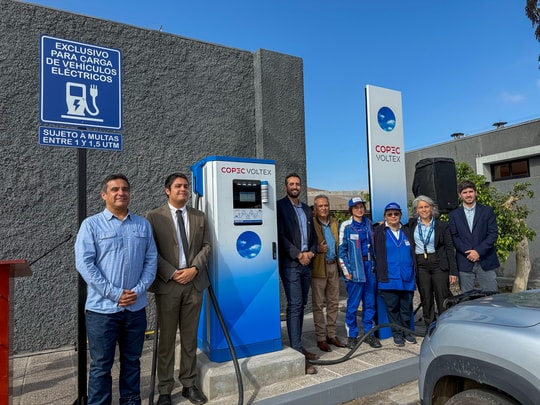 Cover Imagen Noticia: Copec logra cobertura nacional de carga rápida y lidera en electromovilidad