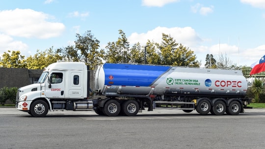 Cover Imagen Noticia: Copec marca un hito con la primera importación de diésel renovable en Chile