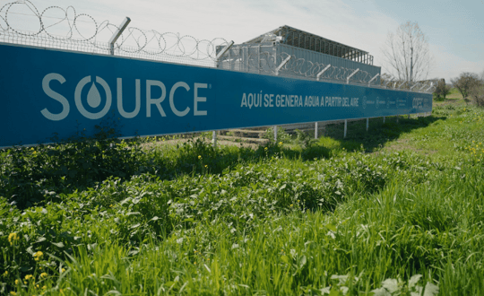 Cover Imagen Noticia: Copec lanza planta que captura agua potable del aire​