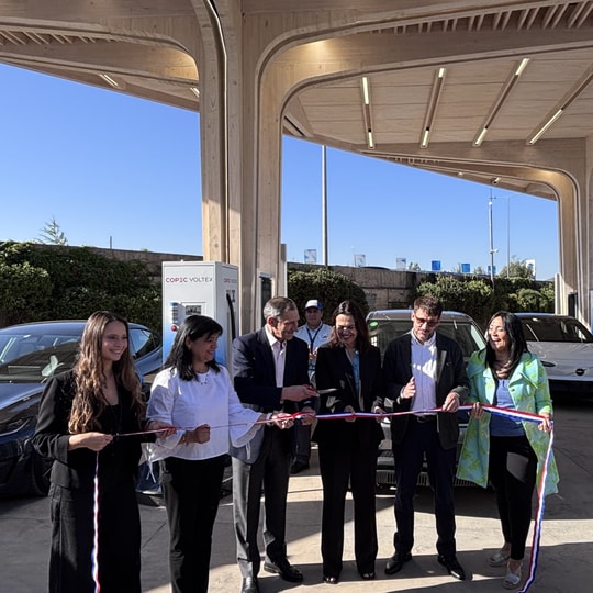 Cover Imagen Noticia: Copec inaugura su primera estación 100% eléctrica