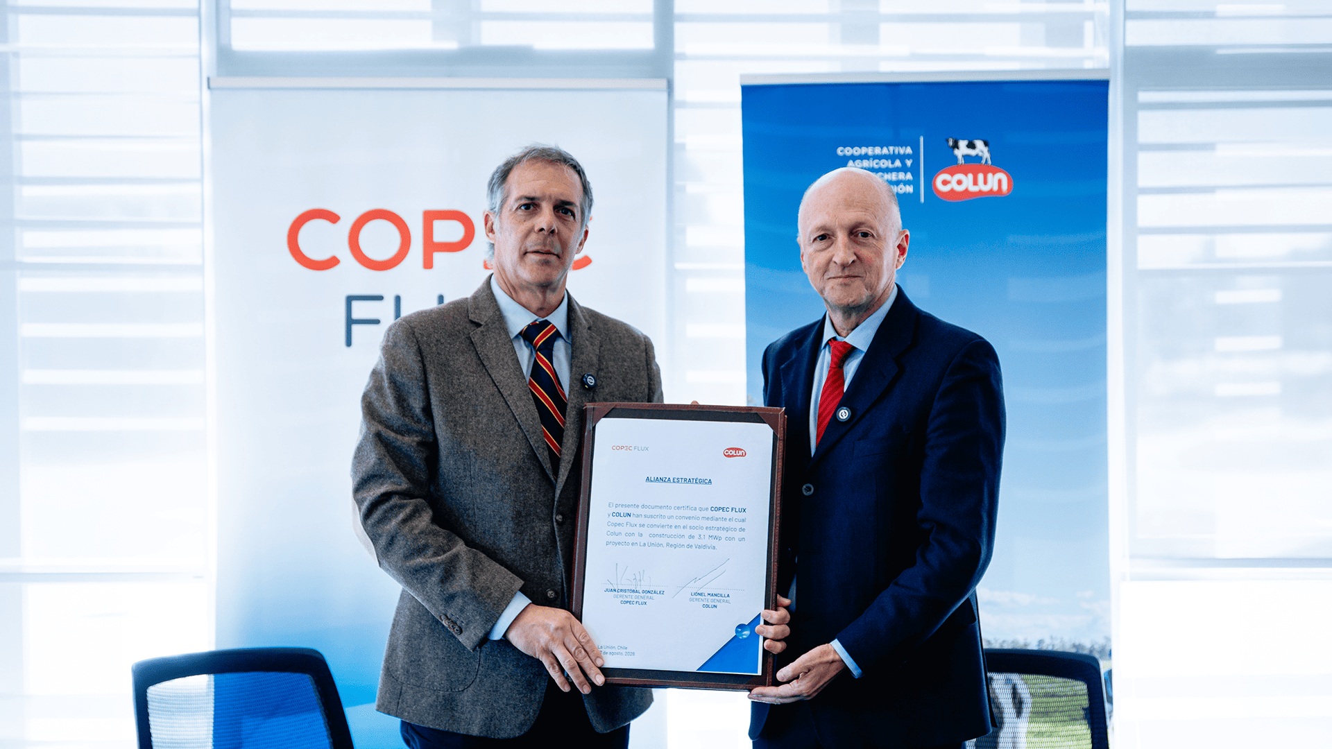 Imagen de portada:  Copec EMOAC y Minera Arqueros firman acuerdo para impulsar el suministro eléctrico 100% renovable