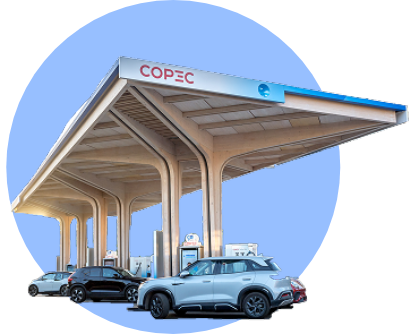 Estación de servicio Copec con automóviles