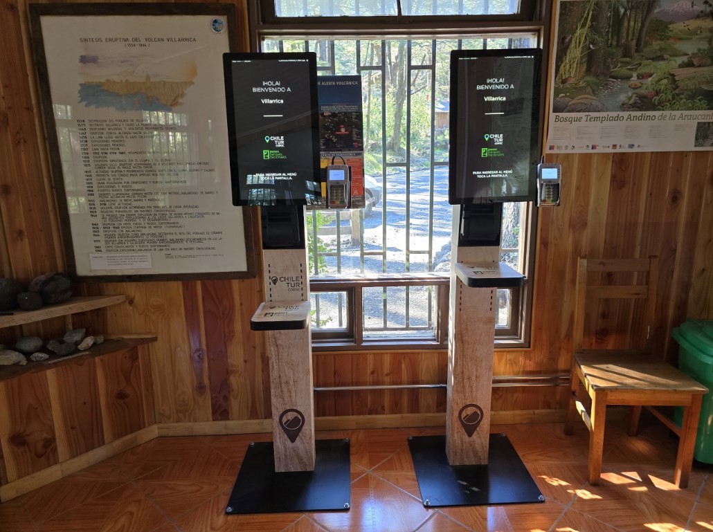 Totem Chiletur en Parques Nacionales
